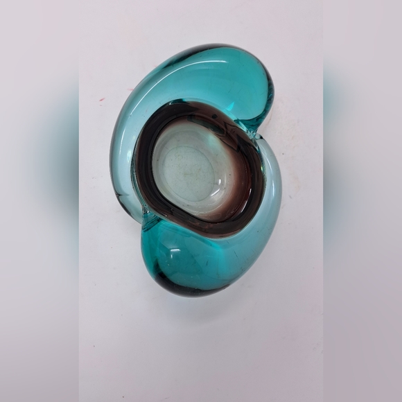 Teal And Amythist Art Glass Dish - Picture 4 of 8